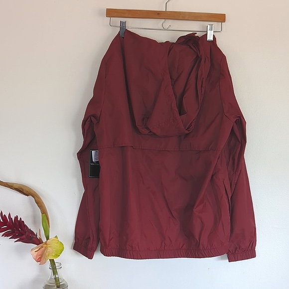 Volcom Windbreaker - Picture 4 of 5